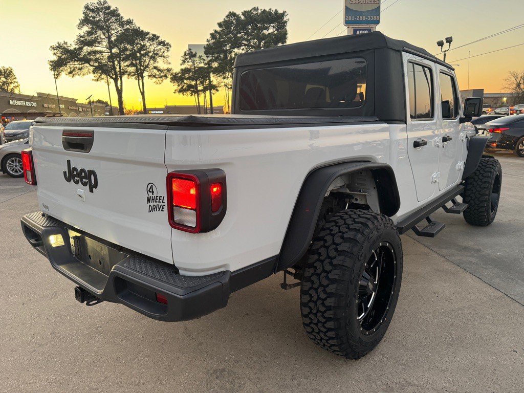 2022 Jeep Gladiator Image 12