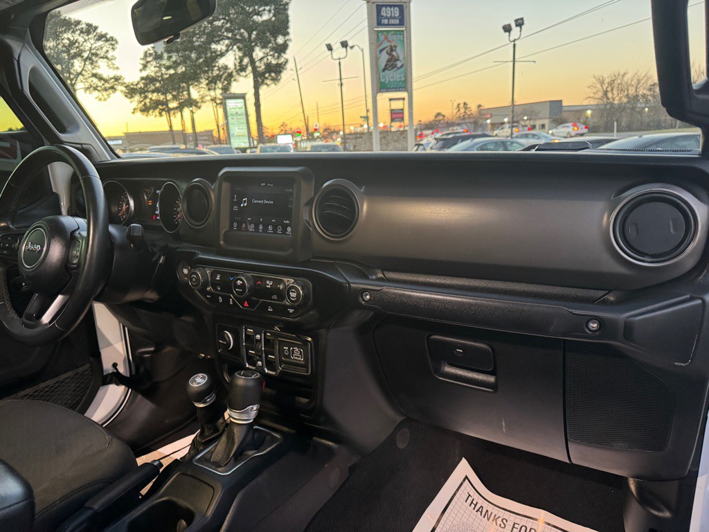 2022 Jeep Gladiator Image 25