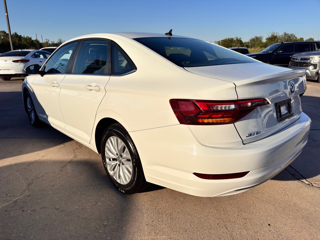 2019 Volkswagen Jetta Image 9