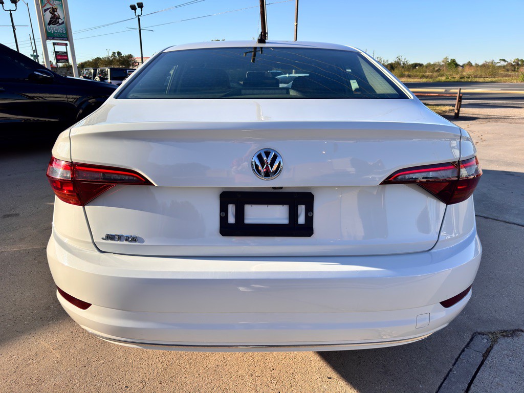 2019 Volkswagen Jetta Image 10