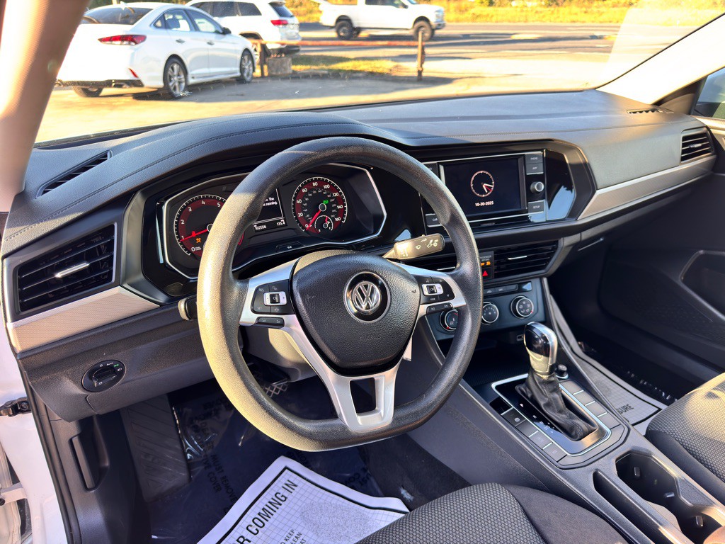 2019 Volkswagen Jetta Image 24