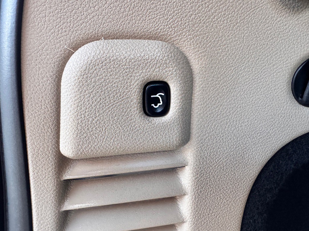 2021 Jeep Grand Cherokee Image 32