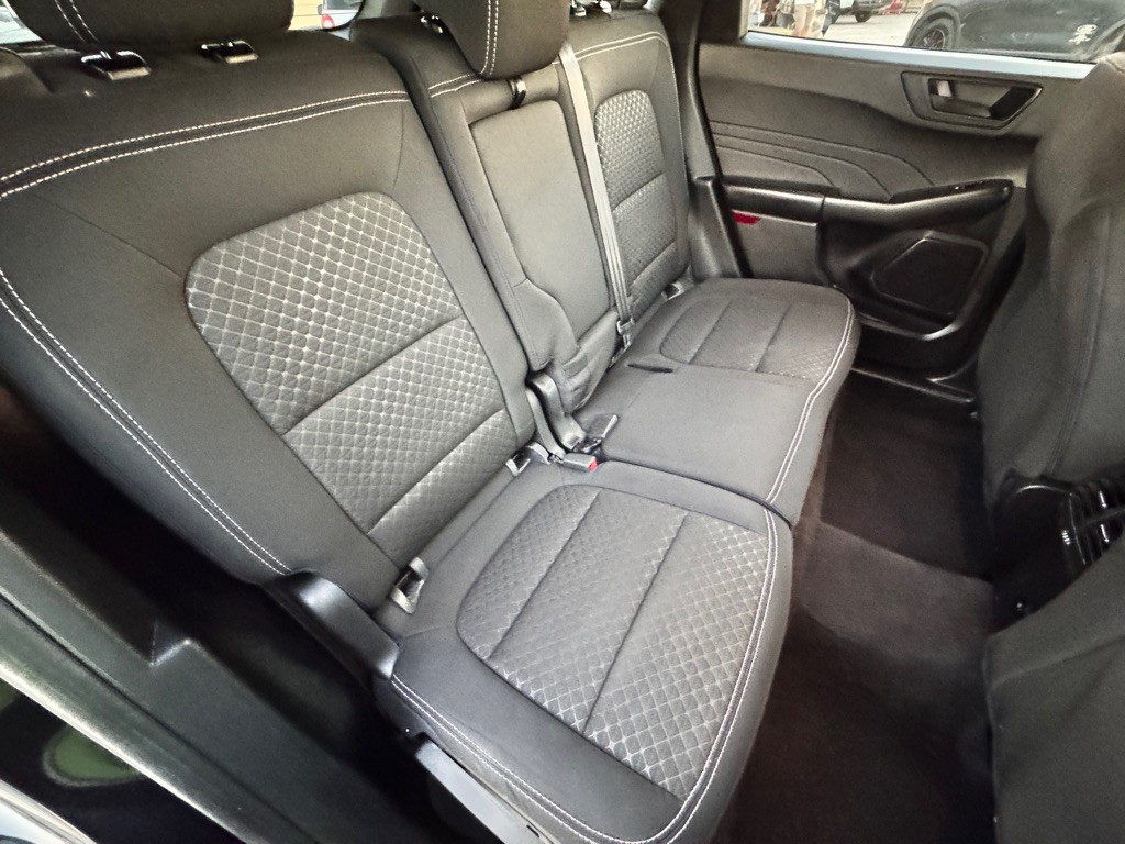 2023 Ford Escape Image 17