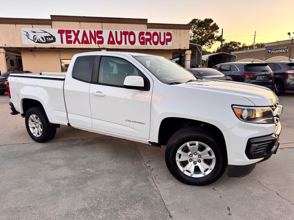 2022 Chevrolet Colorado Image 2