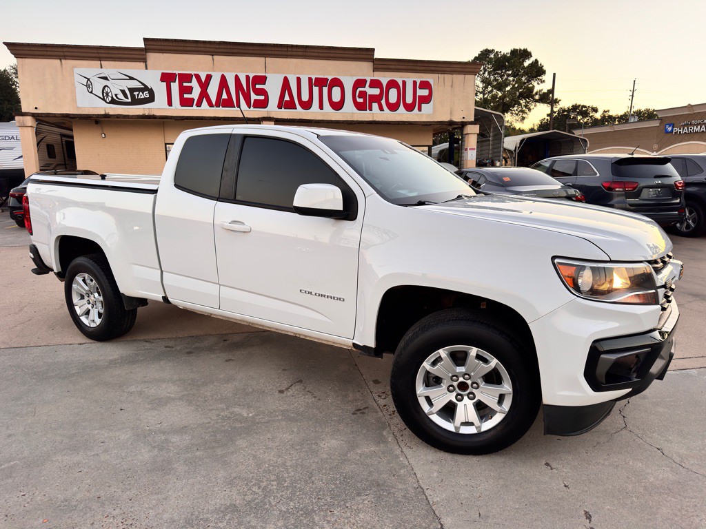 2022 Chevrolet Colorado Image 2
