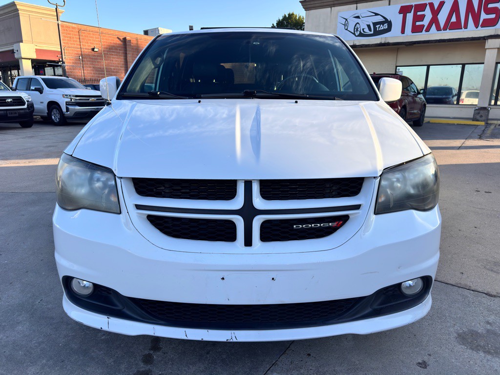 2017 Dodge Grand Caravan Image 2