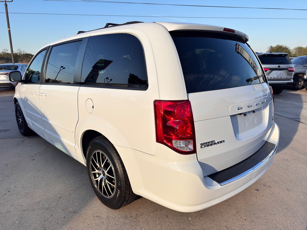 2017 Dodge Grand Caravan Image 6