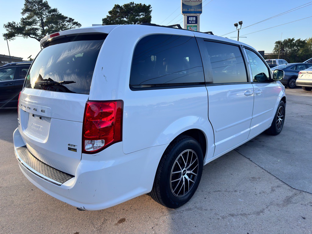 2017 Dodge Grand Caravan Image 8