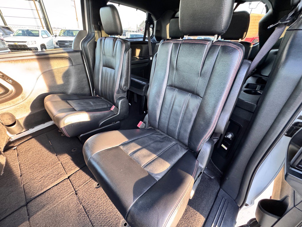 2017 Dodge Grand Caravan Image 10