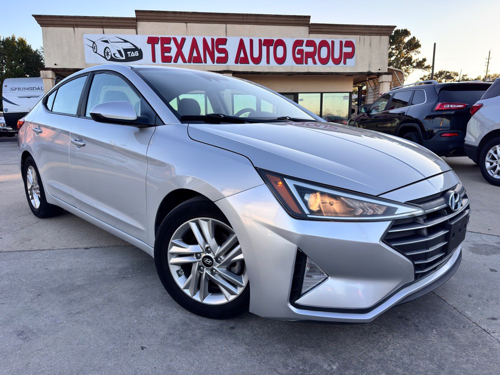 2020 Hyundai Elantra Image 1