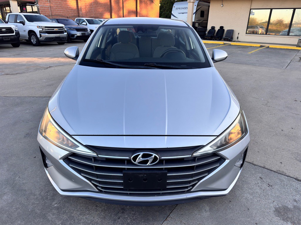 2020 Hyundai Elantra Image 5
