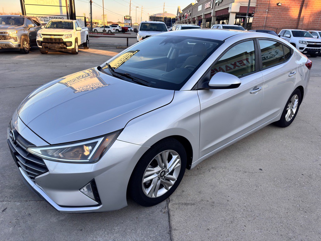 2020 Hyundai Elantra Image 7