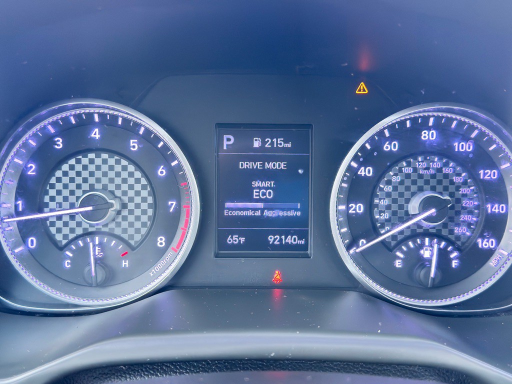 2020 Hyundai Elantra Image 24