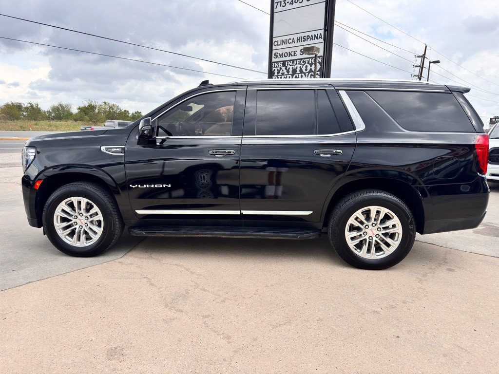2022 GMC Yukon Image 8