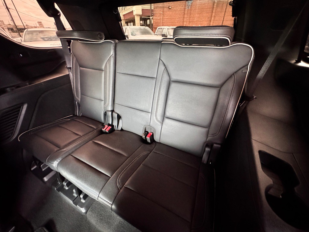 2022 GMC Yukon Image 16