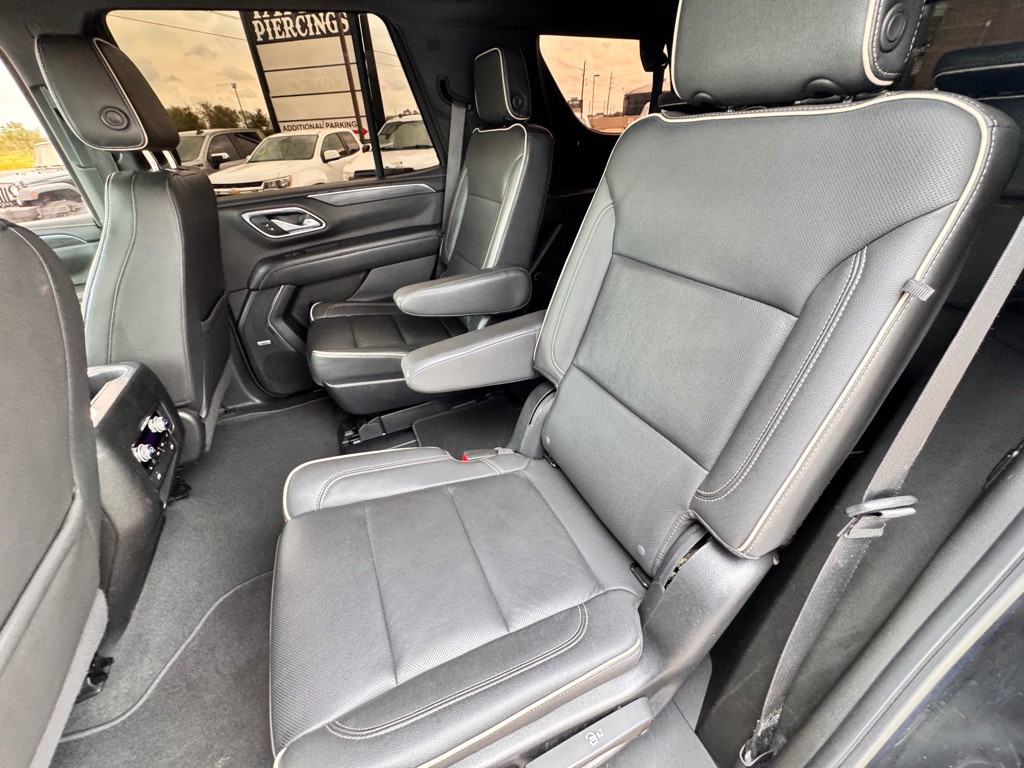 2022 GMC Yukon Image 17