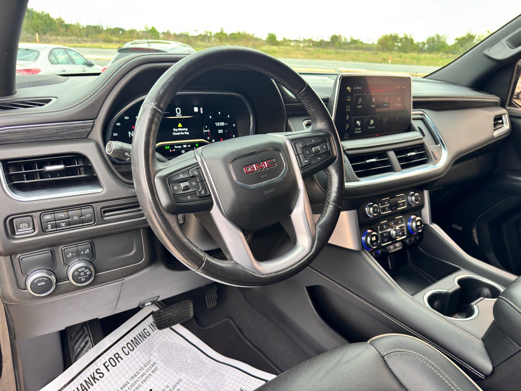 2022 GMC Yukon Image 27