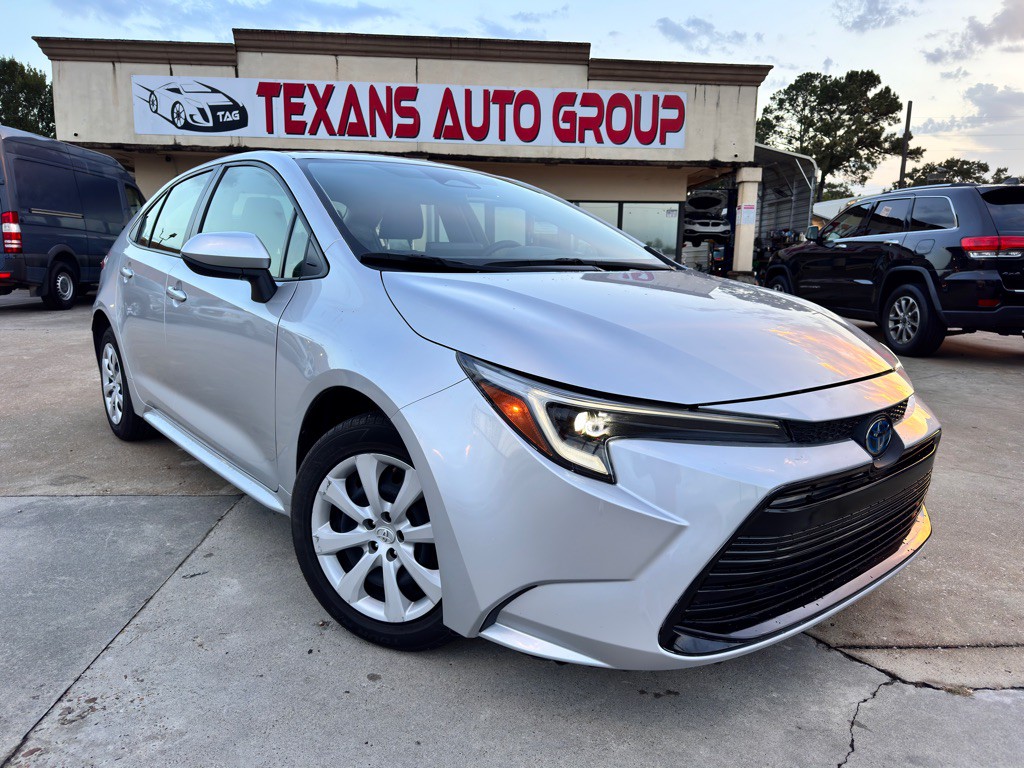 2024 Toyota Corolla Image 1