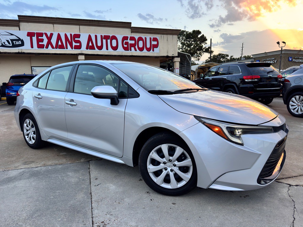 2024 Toyota Corolla Image 2