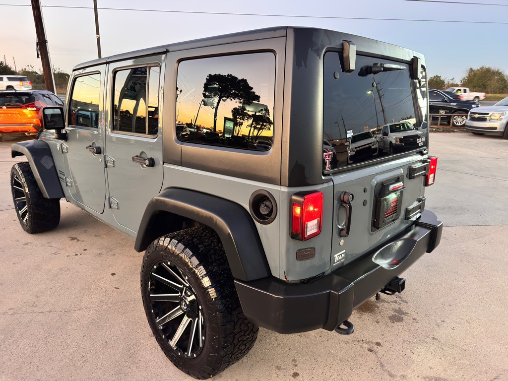 2015 Jeep Wrangler Unlimited Image 9
