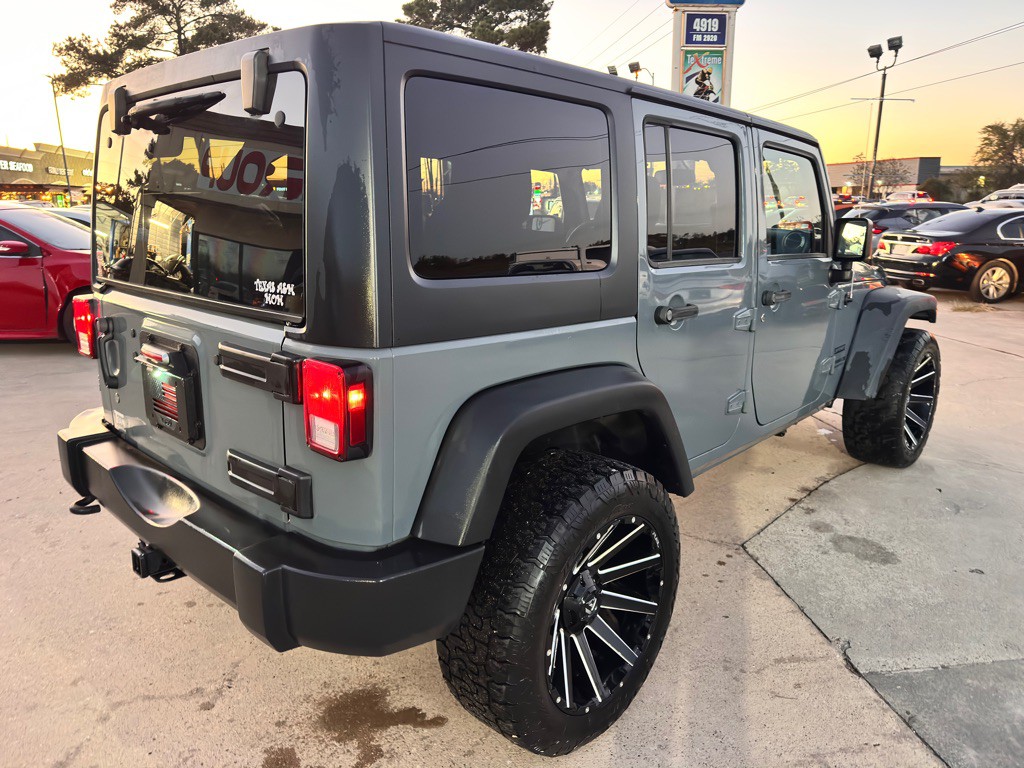 2015 Jeep Wrangler Unlimited Image 11
