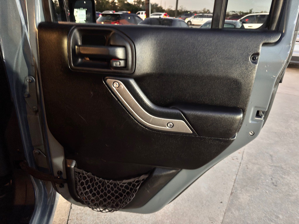 2015 Jeep Wrangler Unlimited Image 19