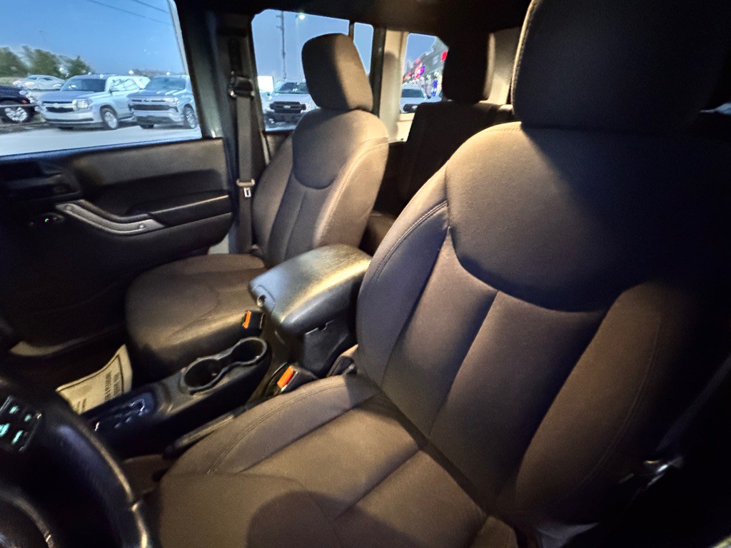 2015 Jeep Wrangler Unlimited Image 23