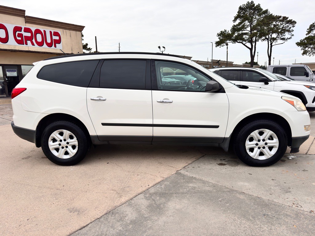 2012 Chevrolet Traverse Image 12