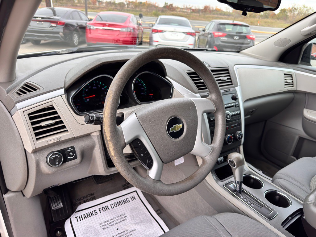 2012 Chevrolet Traverse Image 25