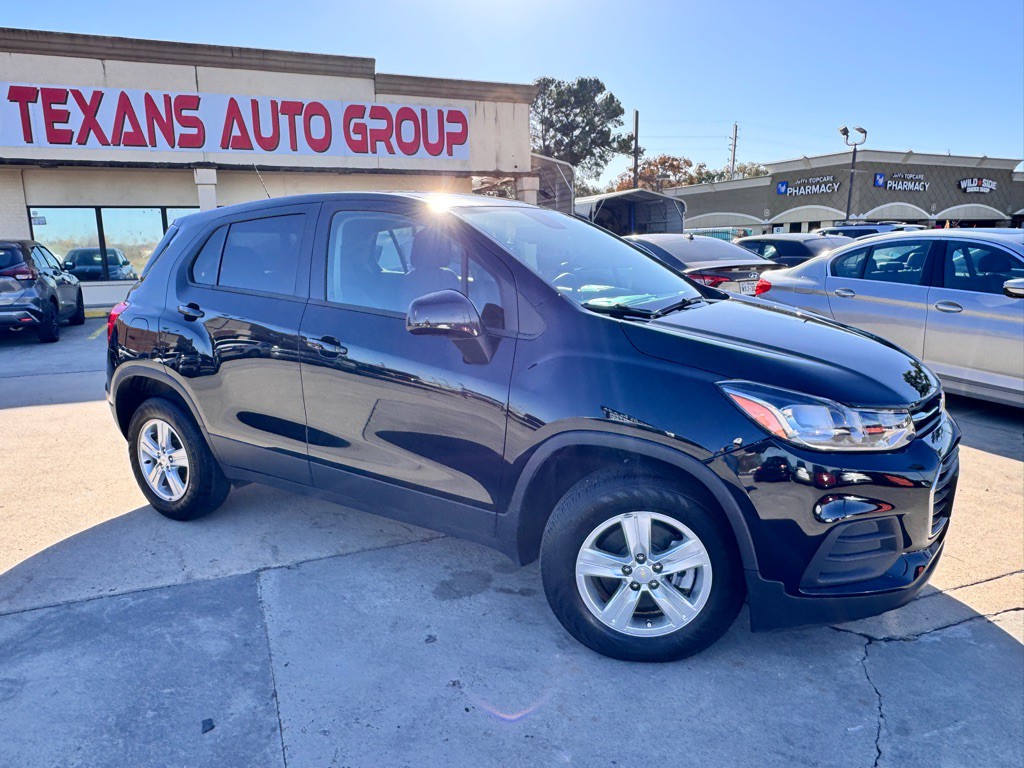 2022 Chevrolet Trax Image 2