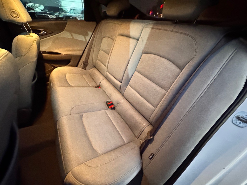 2022 Chevrolet Malibu Image 13