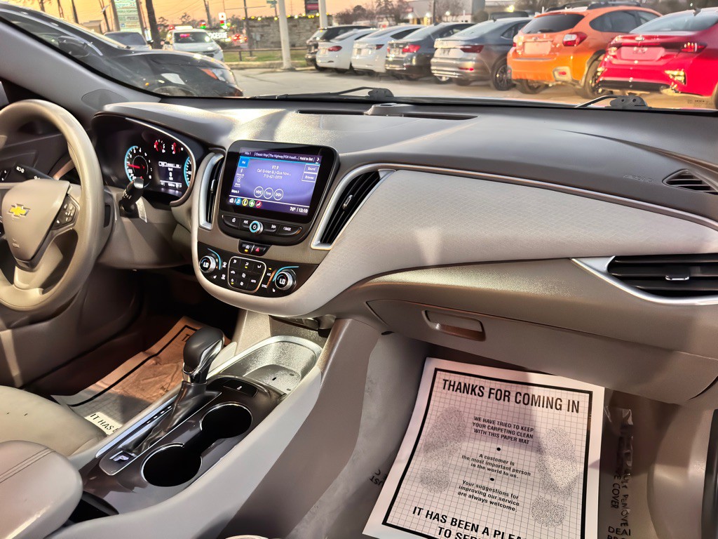 2022 Chevrolet Malibu Image 20