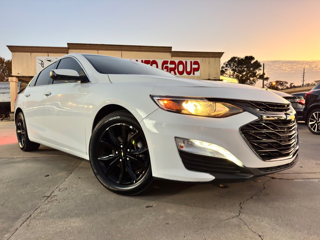 2022 Chevrolet Malibu Image 32