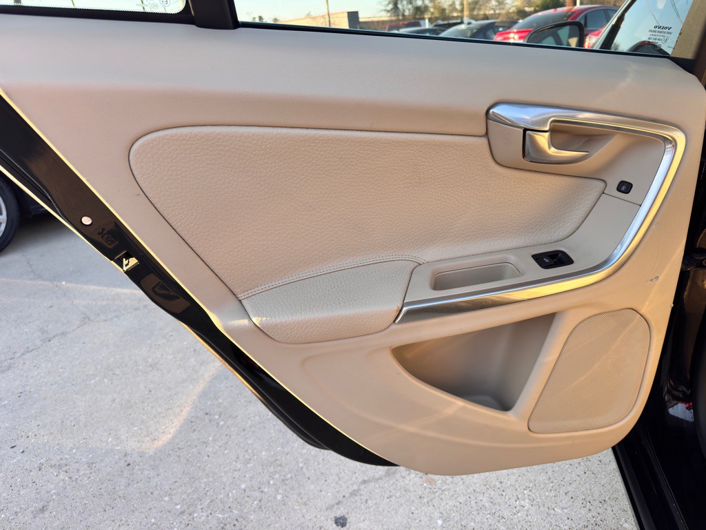 2012 Volvo S60 Image 16