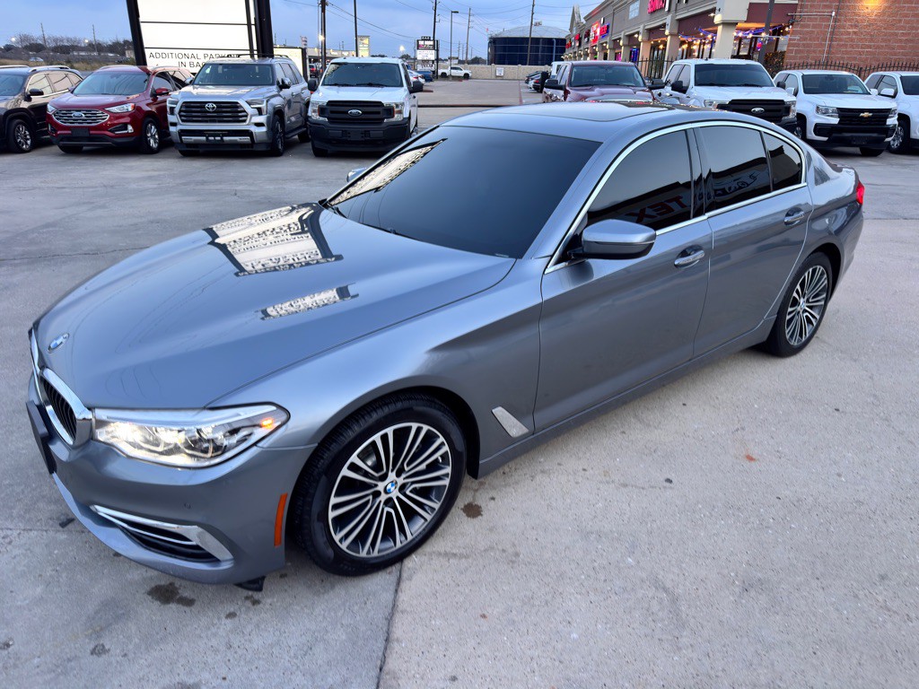 2017 BMW 5 Series Image 7