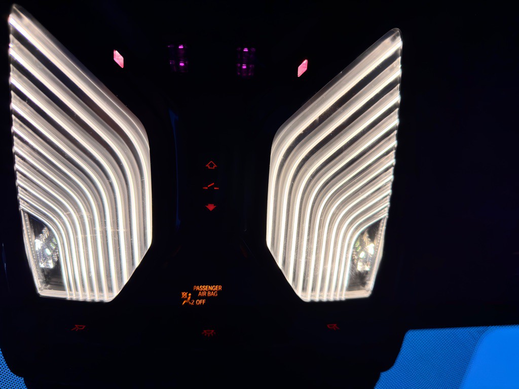 2017 BMW 5 Series Image 36