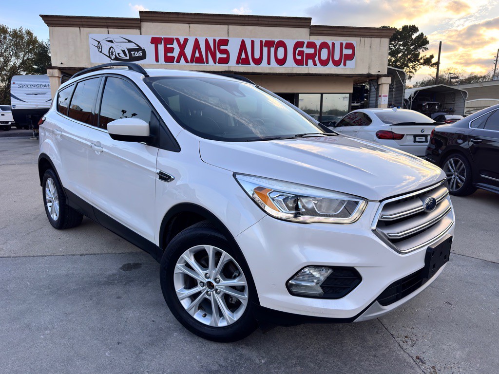 2019 Ford Escape Image 1