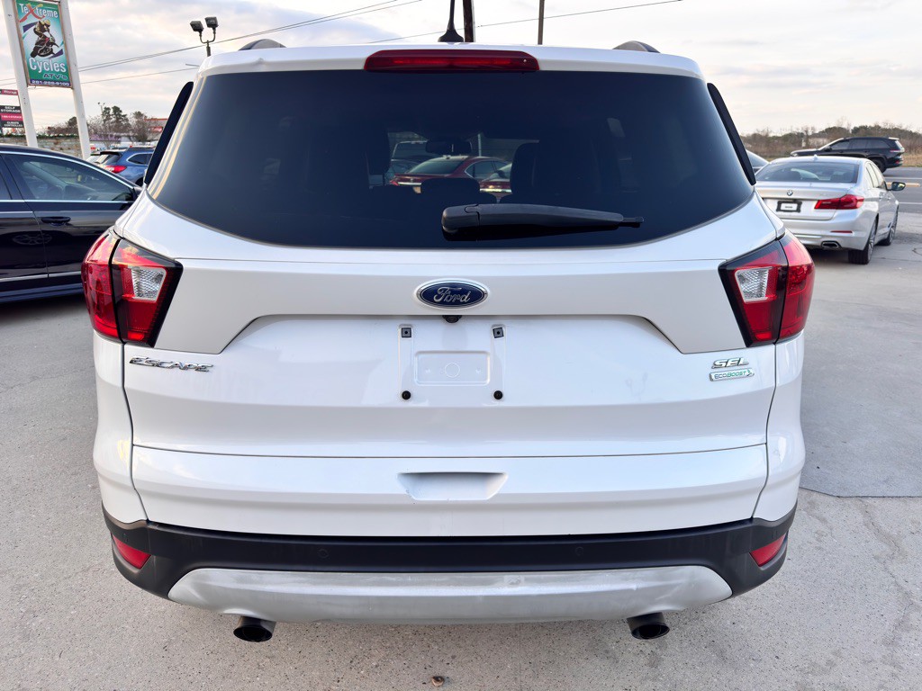 2019 Ford Escape Image 10