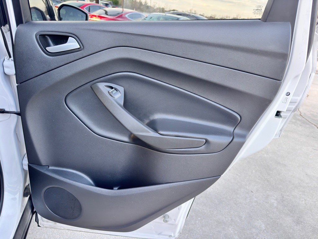 2019 Ford Escape Image 18