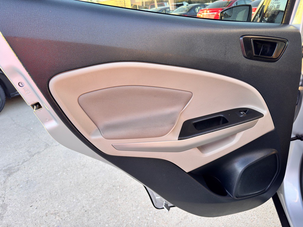 2021 Ford Econoline Image 15