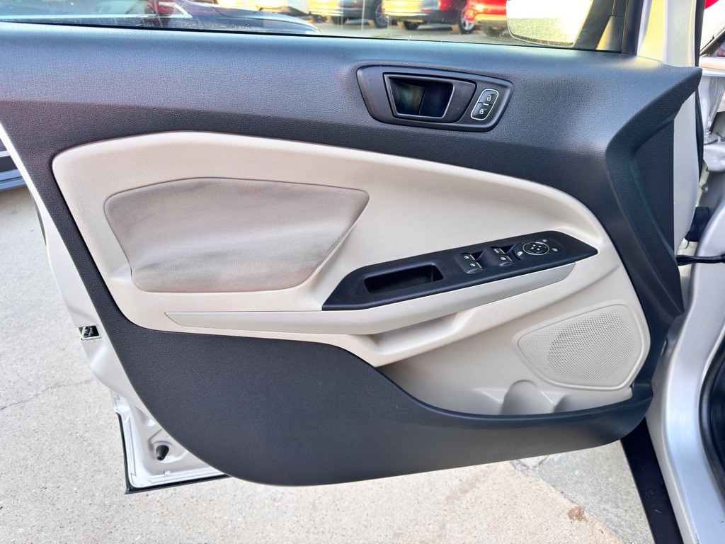 2021 Ford Econoline Image 24