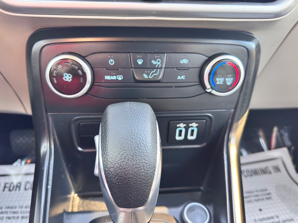 2021 Ford Econoline Image 28