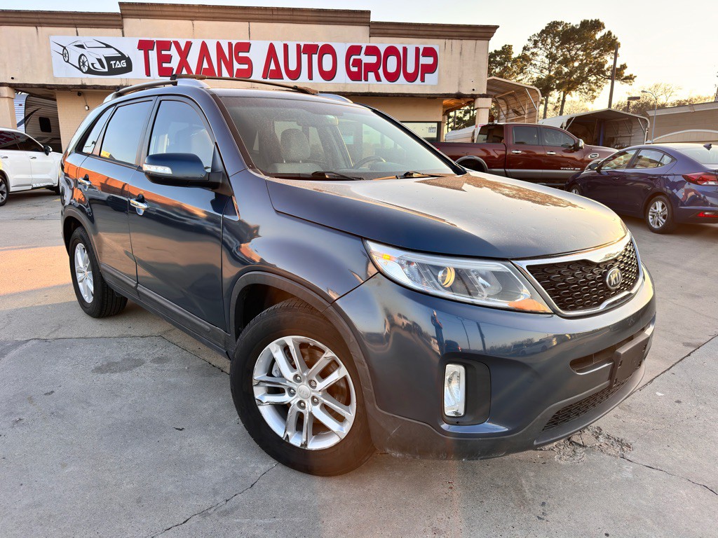 2014 Kia Sorento Image 1