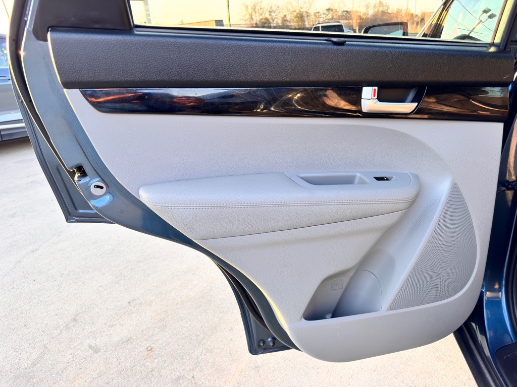 2014 Kia Sorento Image 13
