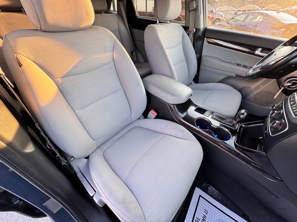 2014 Kia Sorento Image 17