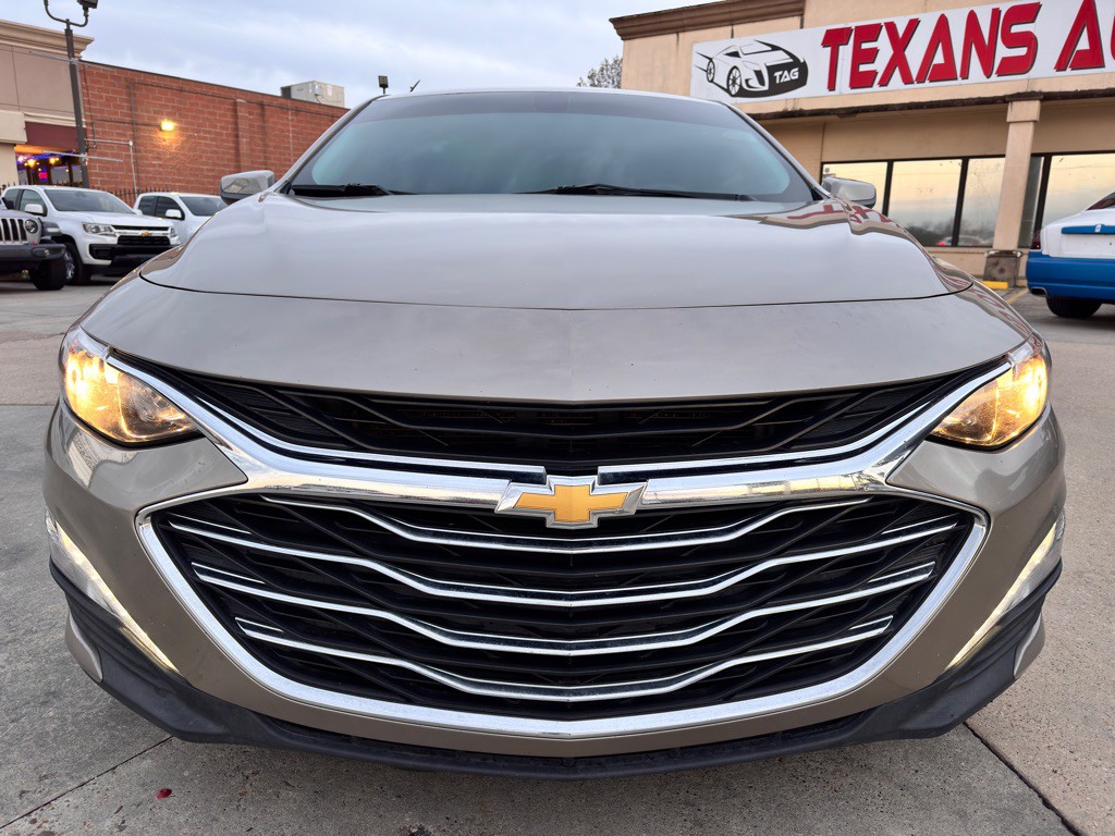 2022 Chevrolet Malibu Image 4