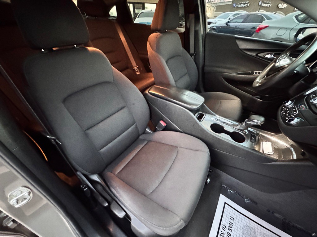 2022 Chevrolet Malibu Image 19