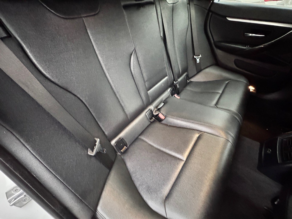 2020 BMW 4 Series Image 17