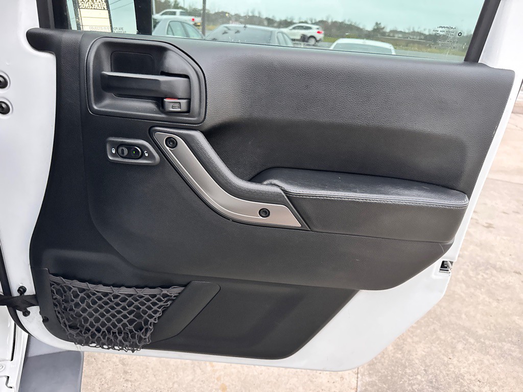 2018 Jeep Wrangler Image 22