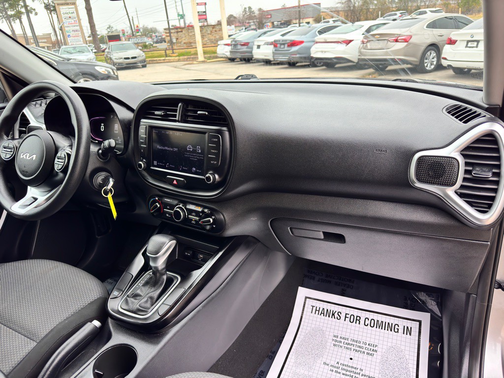 2023 Kia Soul Image 20